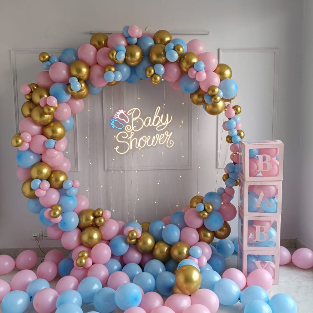 Blue and Pink Babyshower Ring Balloon Decor