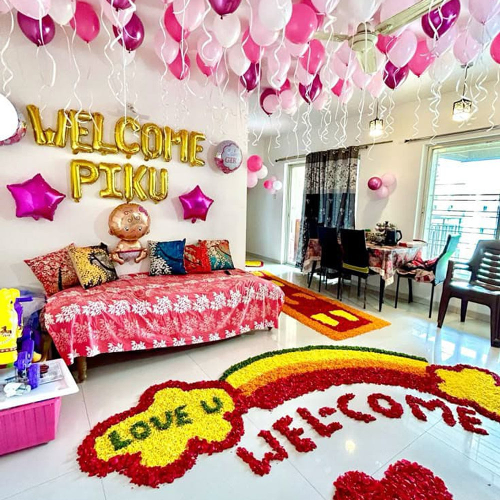 Girl Baby Welcome Balloon and Flower Decor